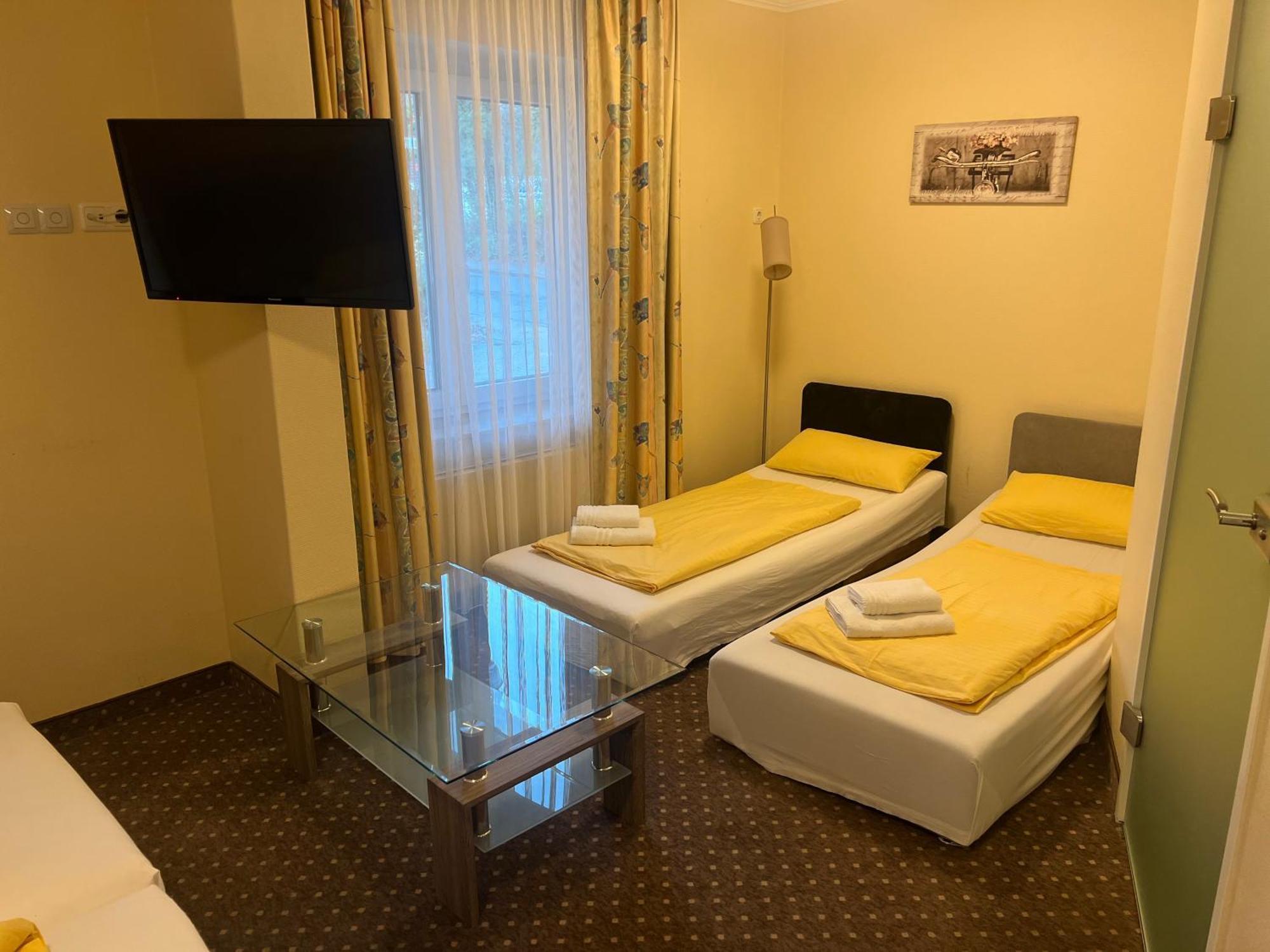 M&M Hotel - Seevetal Szoba fotó
